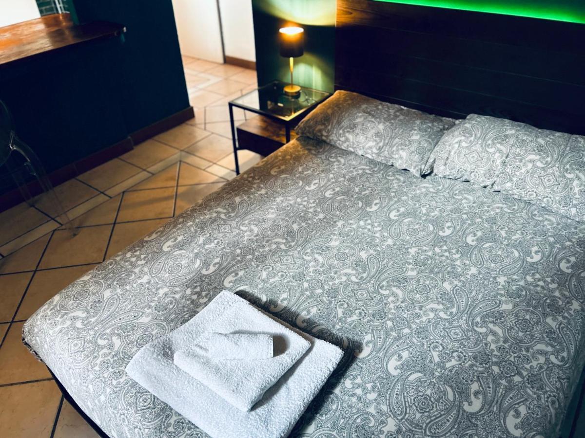 Piazza Verdi Apartment Болонья Экстерьер фото